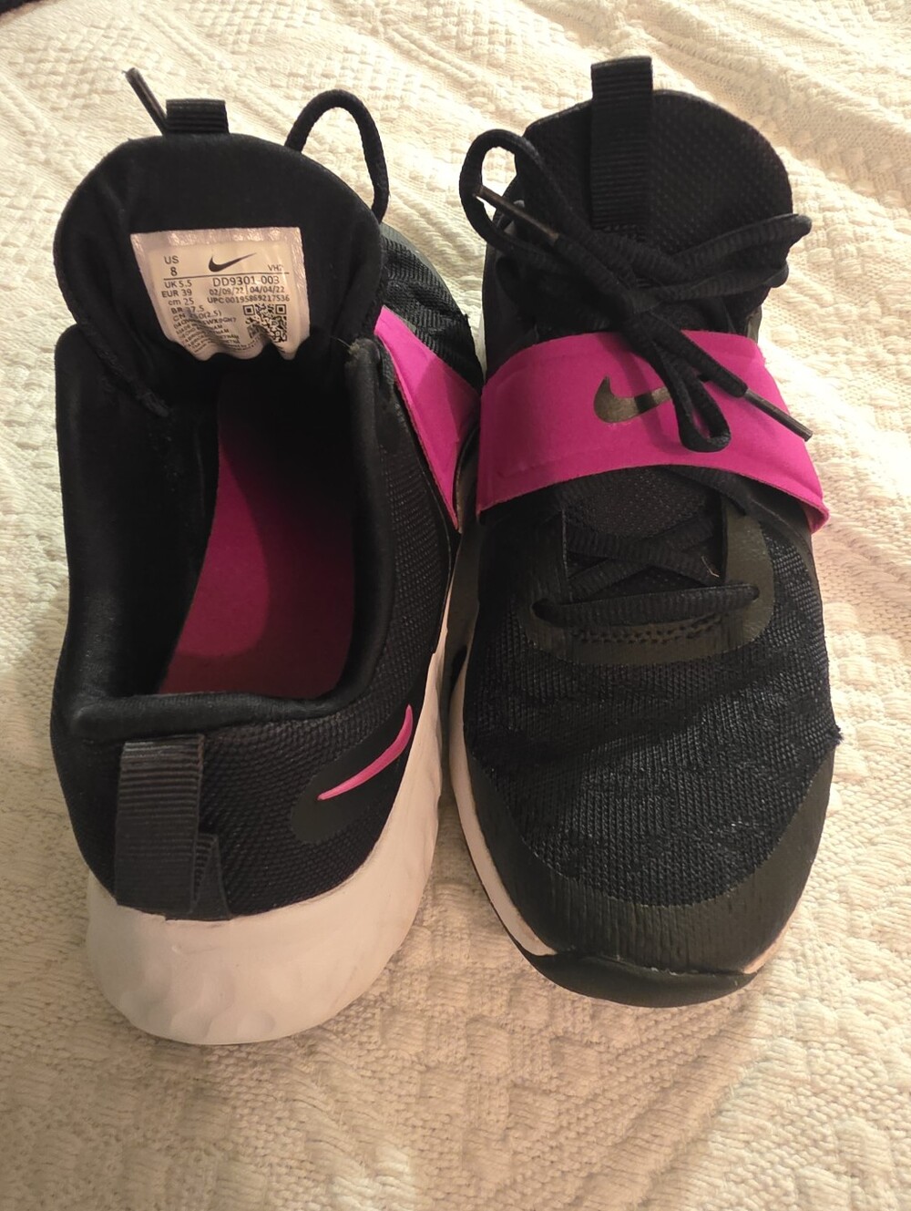 Nike Youth Black & Pink Strap Sneakers